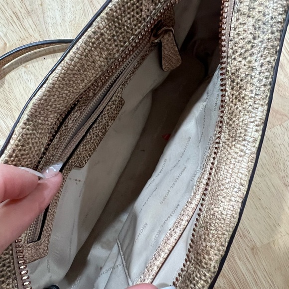 Michael Kors snake skin - Picture 3 of 4